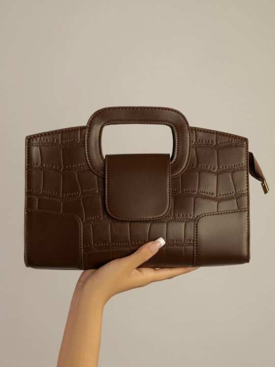 Burgundy - The Bold Everyday Icon