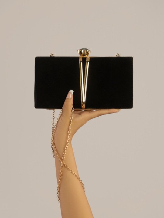 Gemma – The Bold Gem-Topped Clutch